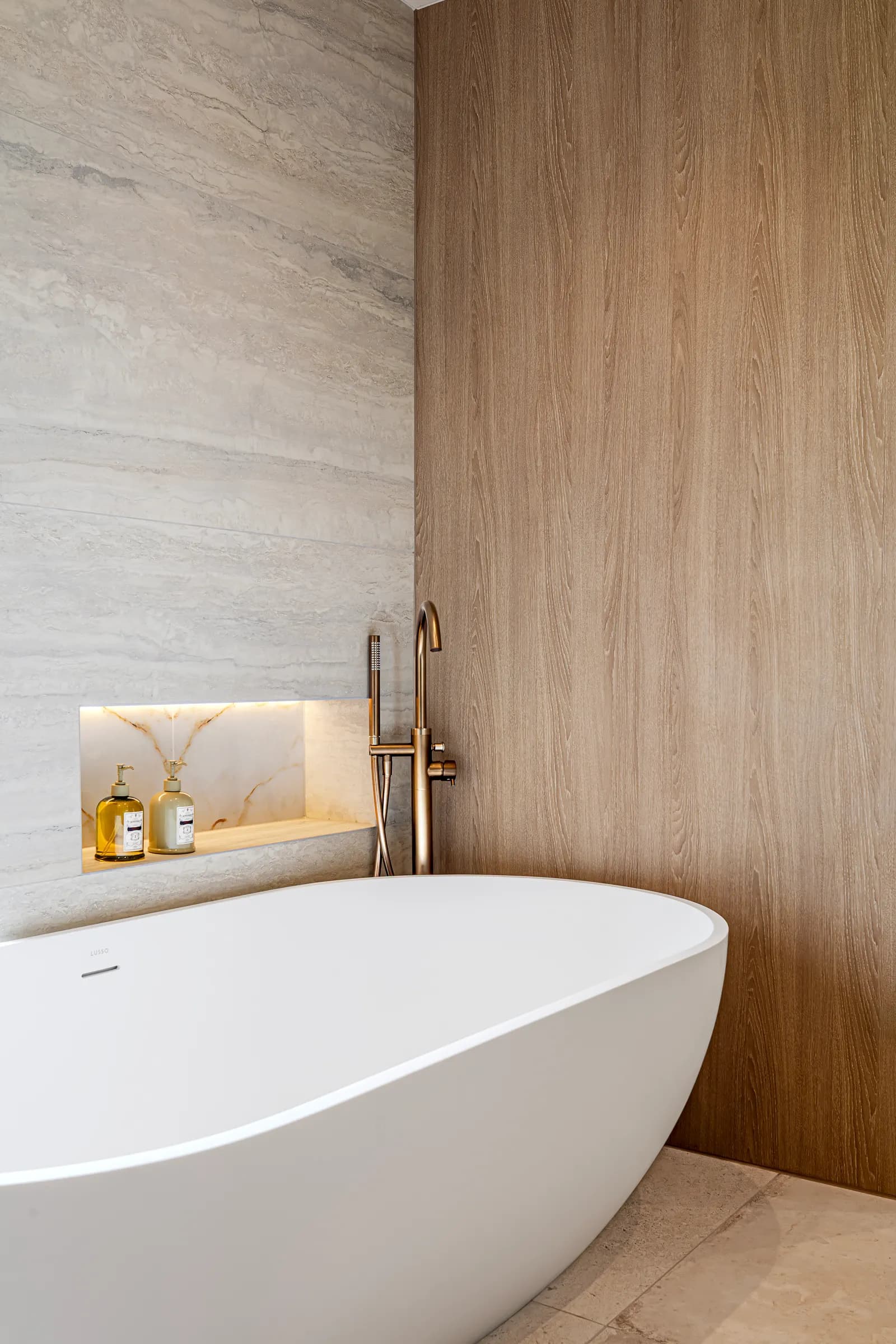 The Hay Barn, freestanding bath with oak panelling, Spofforth